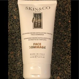 Skin & Co Roma / TRUFFLE THERAPY FACE GOMMAGE MASK